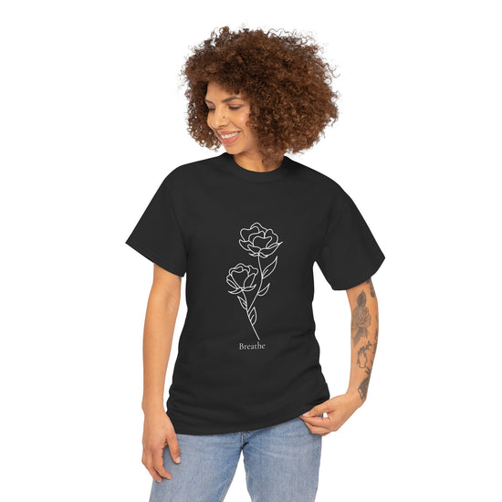 Breathe Tee – Floral Black Minimalism